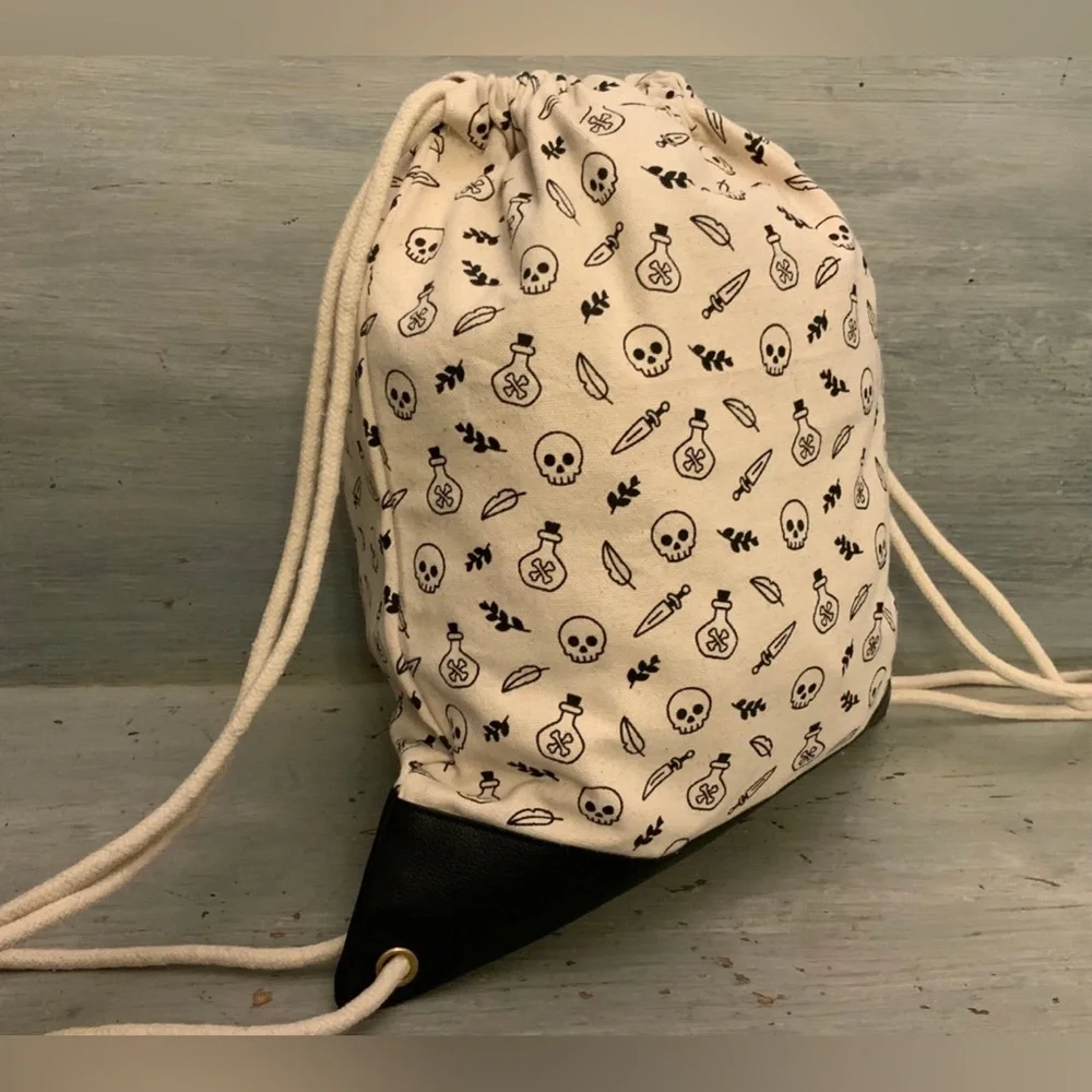 Skull Crossbones Poison Bottle Print‎ Canvas Drawstring Backpack Black Faux GC